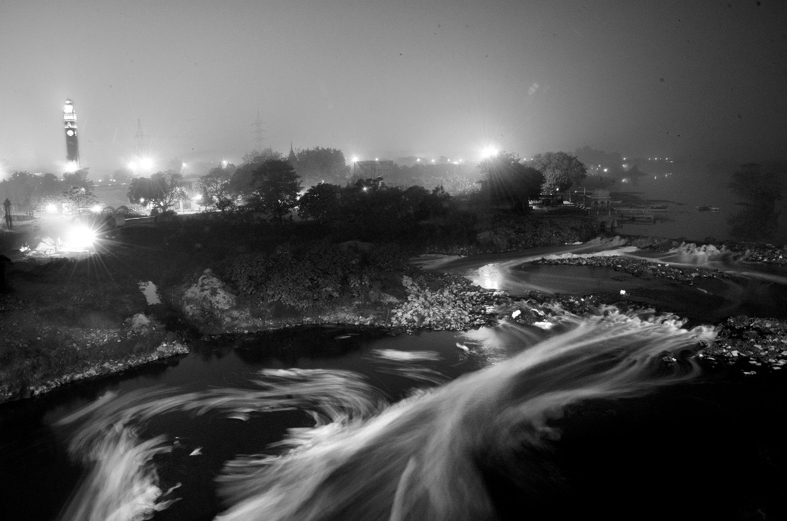 Swan Song of the Badlas by Taha Ahmad, photograph 33